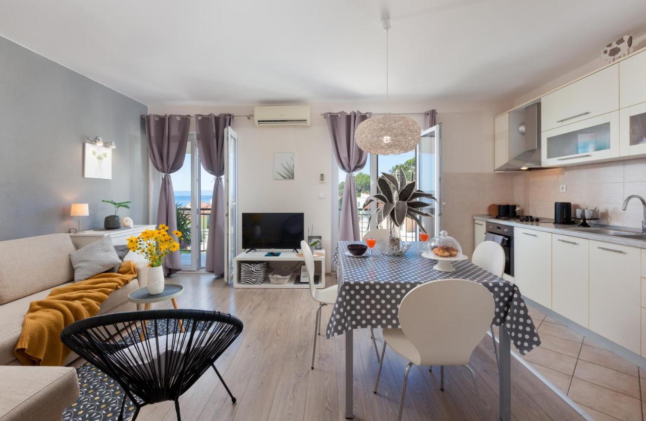 Sea View Ela Apartments พอดโกรา ภายนอก รูปภาพ